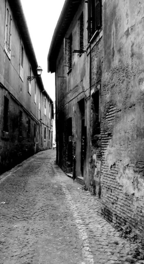 Lost&Found In Trastevere Rome Luaran gambar