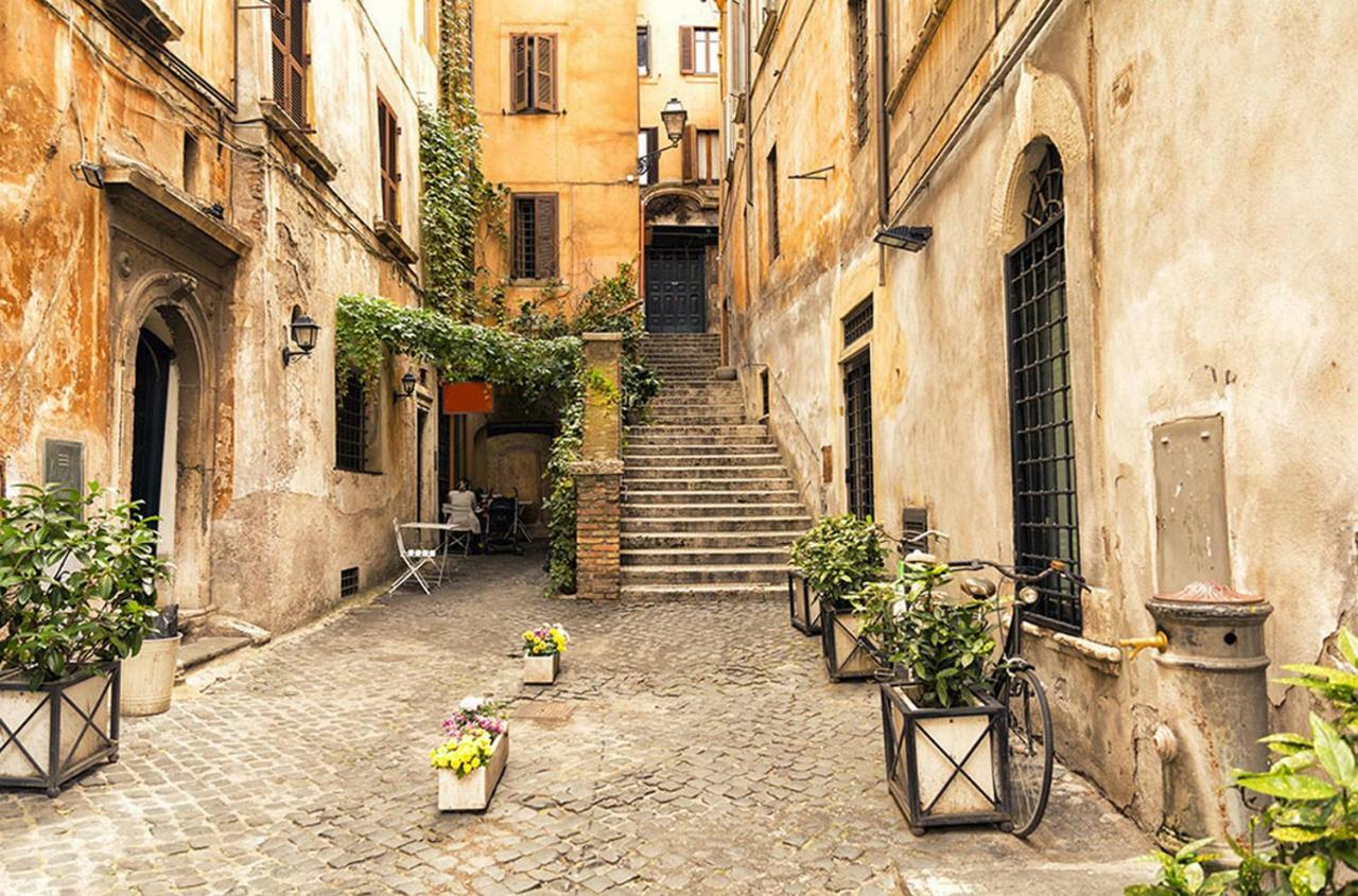 Lost&Found In Trastevere Rome Luaran gambar